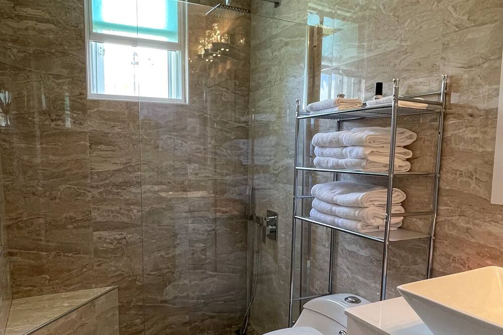 Photo of Bathroom in Machos