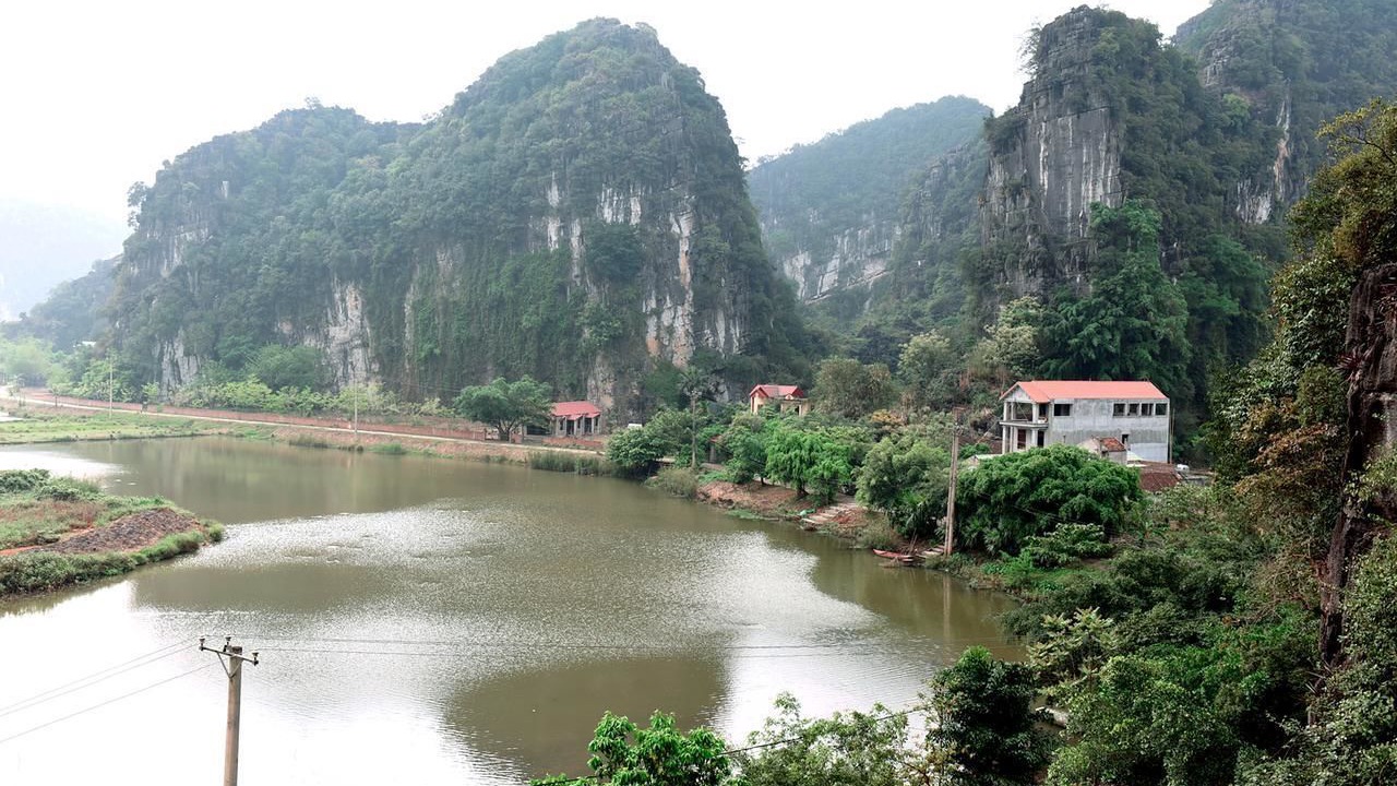 Photo of Others in Hoa Lu