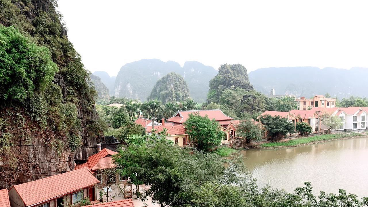 Photo of Others in Hoa Lu