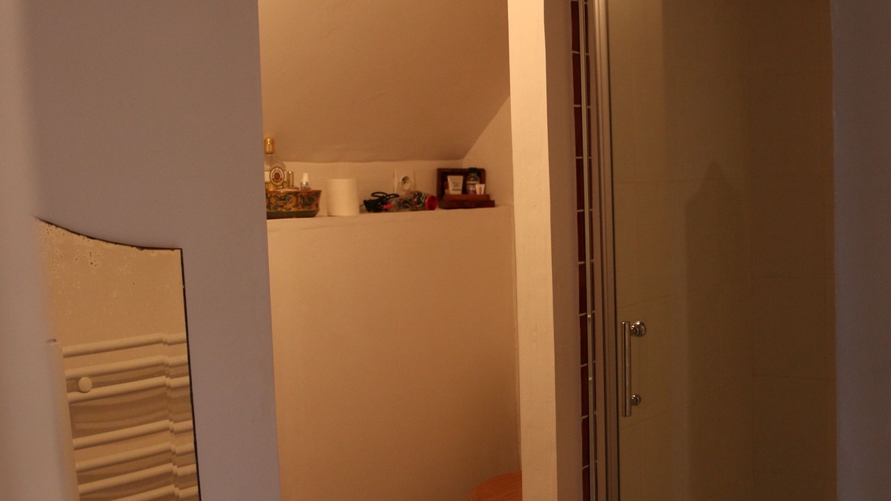 Photo of Bathroom in La Chapelle-Montligeon