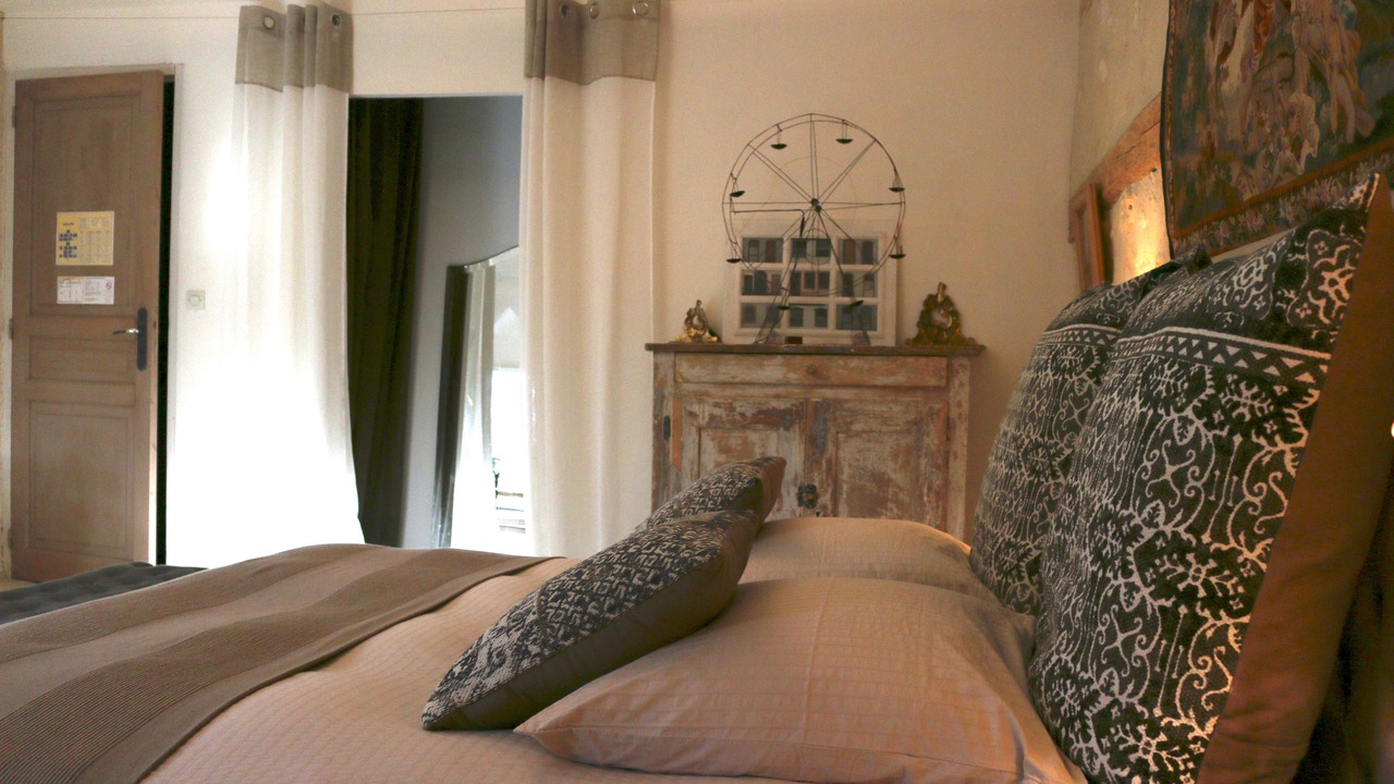 Photo of Bedroom in La Chapelle-Montligeon