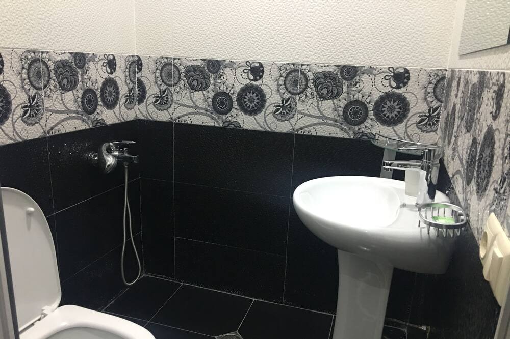 Photo of Bathroom in Mtsvane Kontskhi