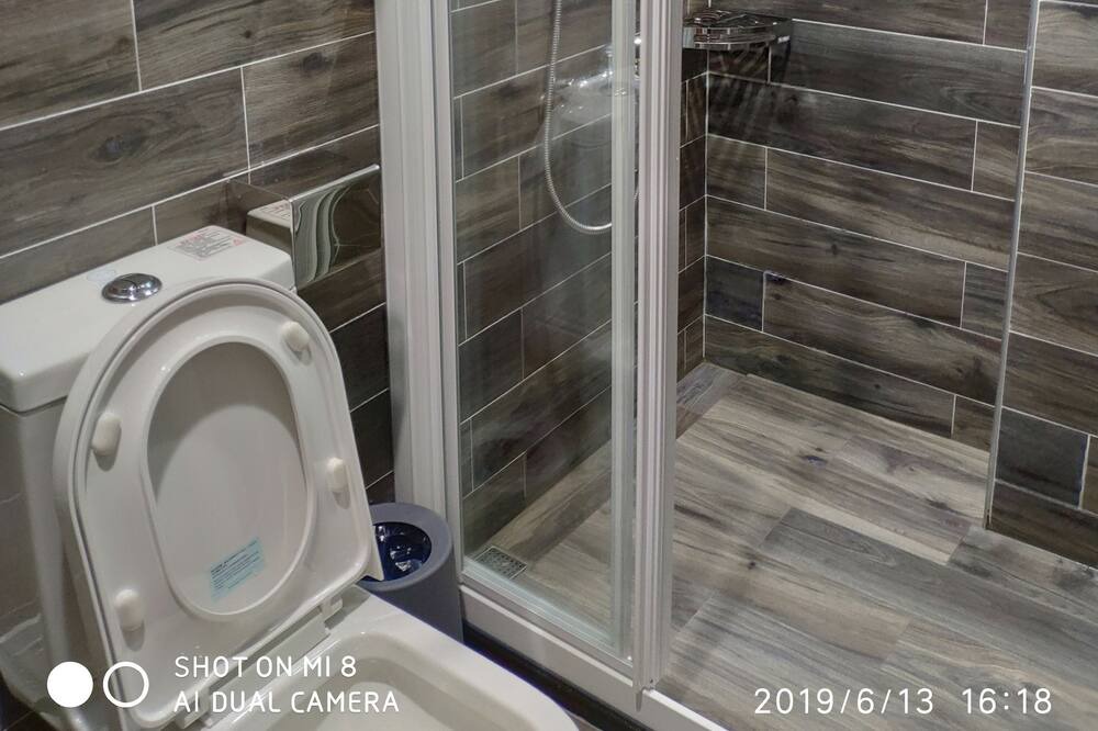 Photo of Bathroom in Houli