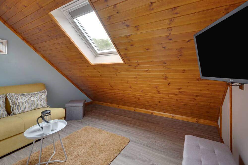 Photo of Livingroom in Devils Bridge