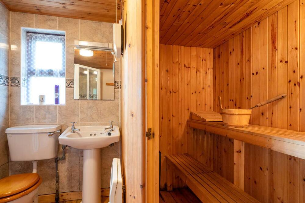 Photo of Bathroom in Devils Bridge