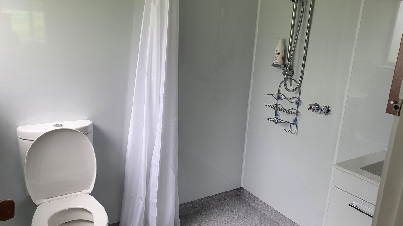 Photo of Bathroom in Okauia