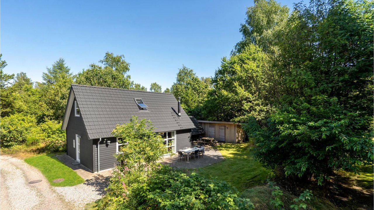 Photo of Outdoor in Skygge