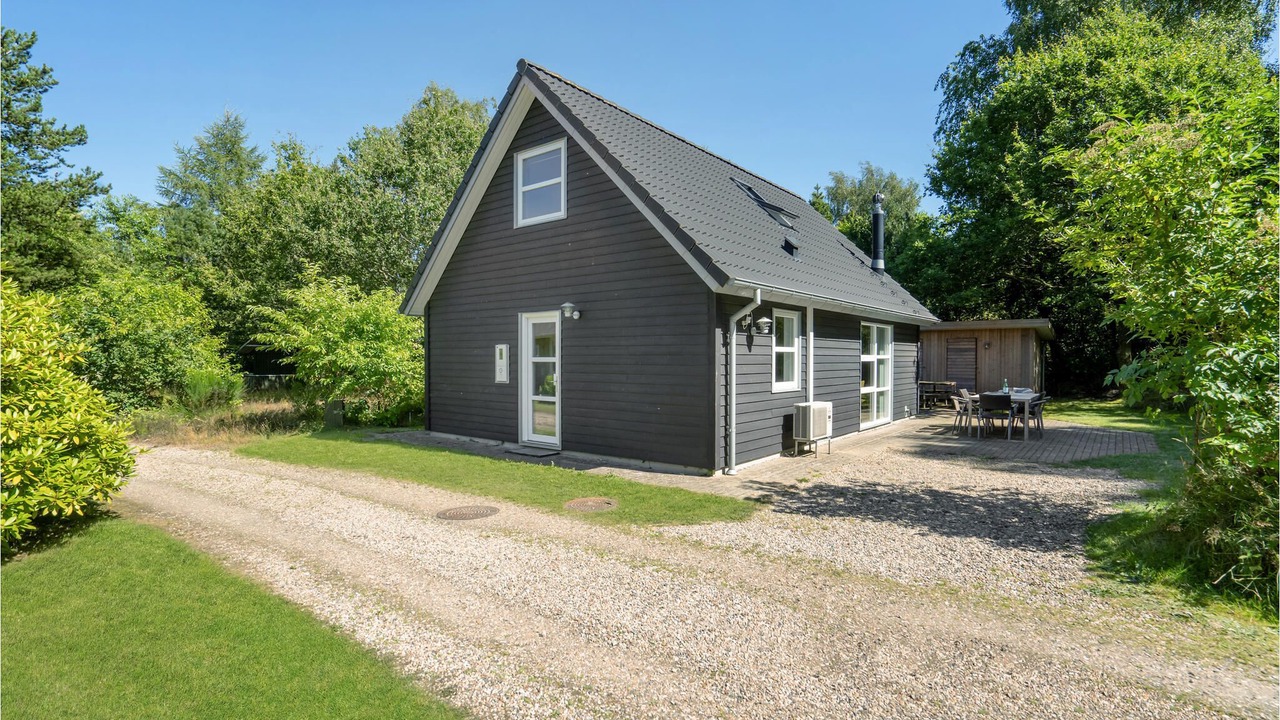 Photo of Outdoor in Skygge