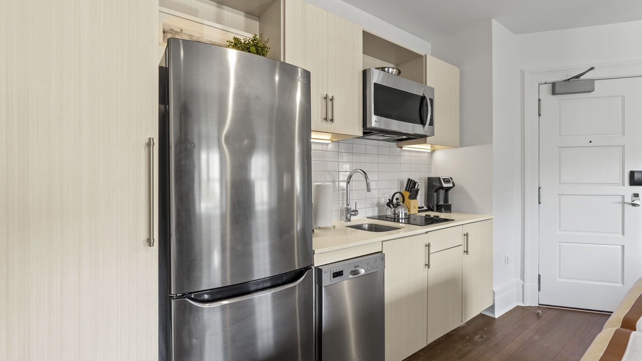 Photo of Bedroom in Dupont Circle