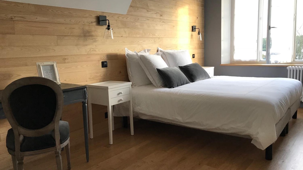 Photo of Bedroom in Nogent-le-Rotrou