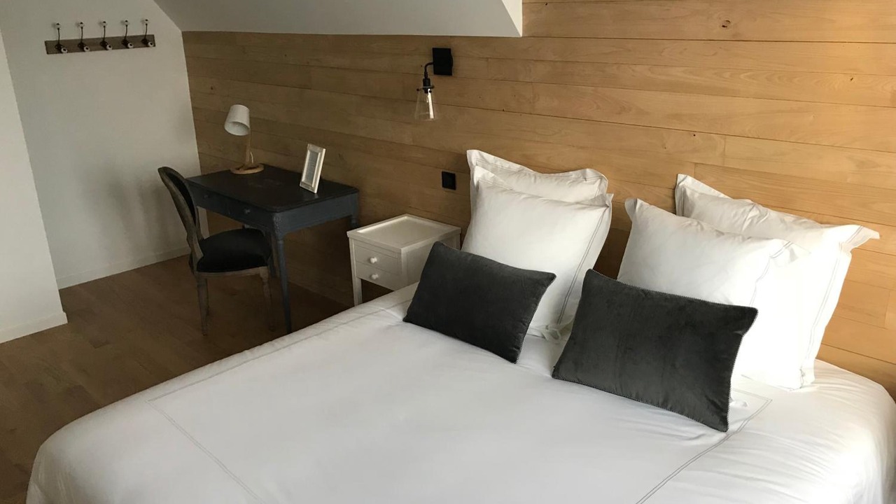 Photo of Bedroom in Nogent-le-Rotrou