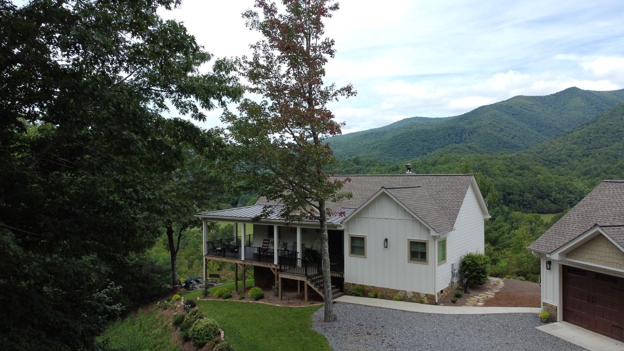 Photo of Outdoor in Hayesville