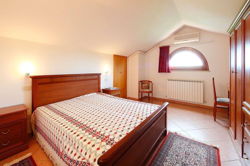 Photo of Bedroom in Granarola