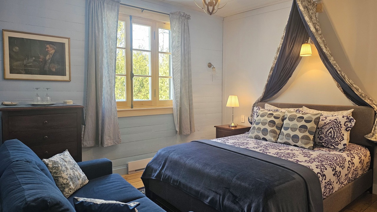 Photo of Bedroom in Pointe-au-Pic