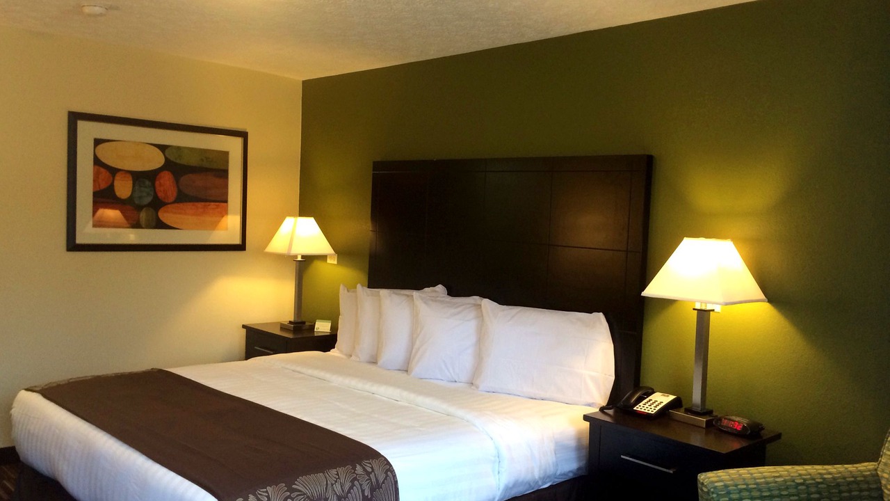 Photo of Bedroom in Ashland City