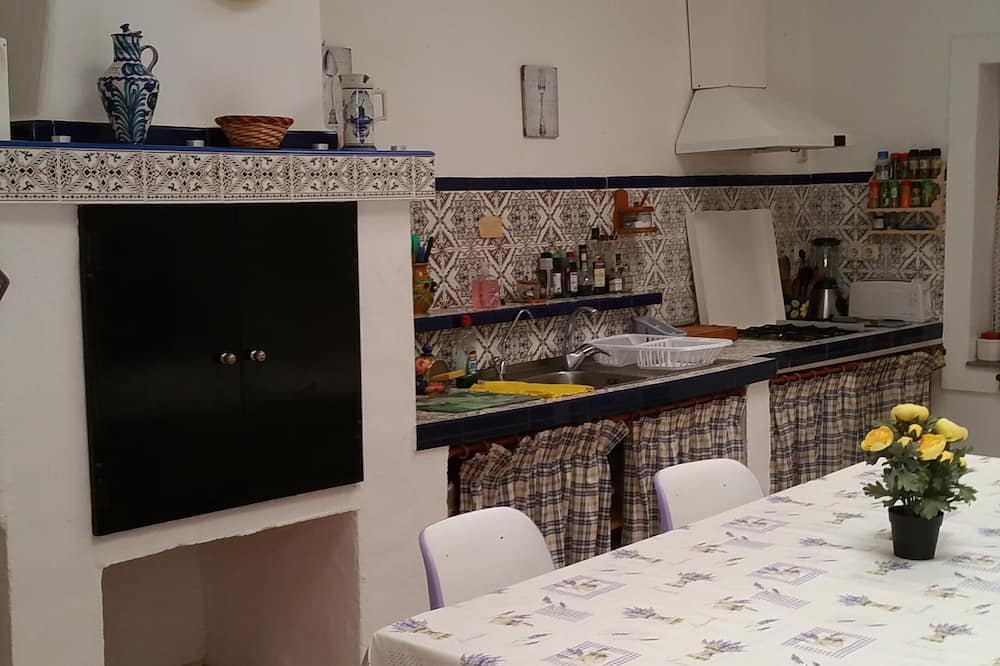 Photo of Kitchen in Berja