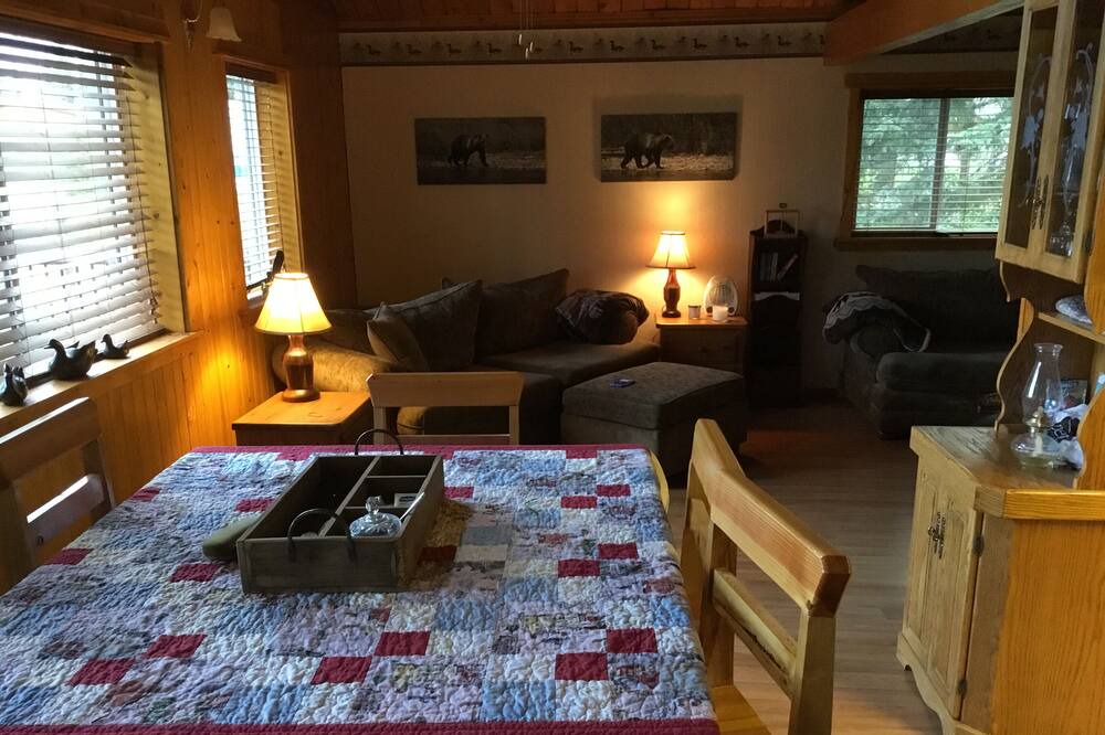 Photo of Bedroom in Deka Lake