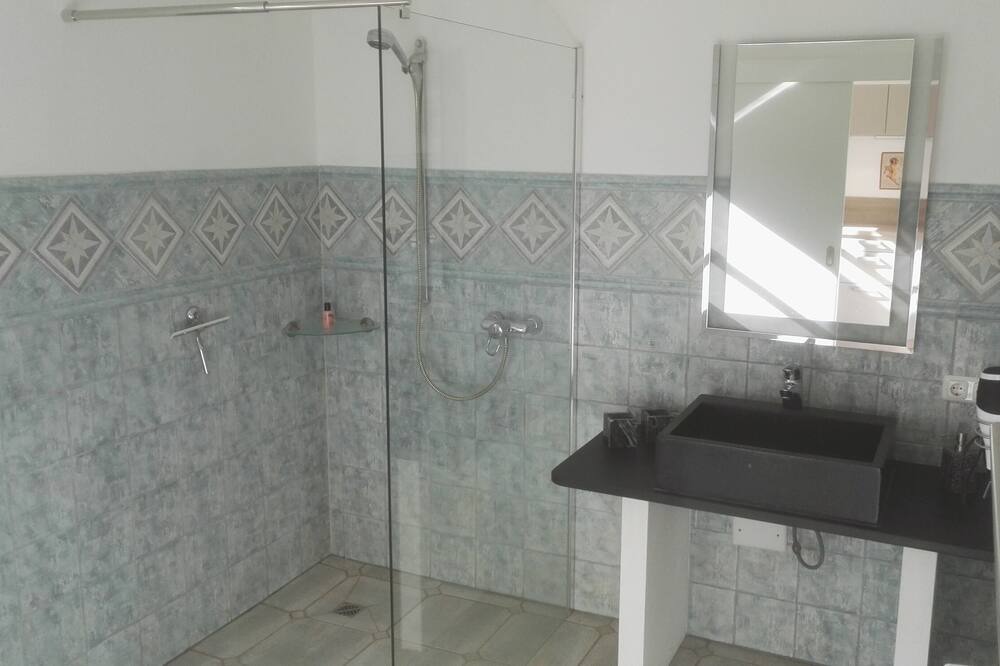 Photo of Bathroom in Nortorf