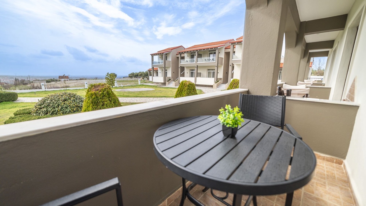 Photo of Patio Balcony in Sintiki