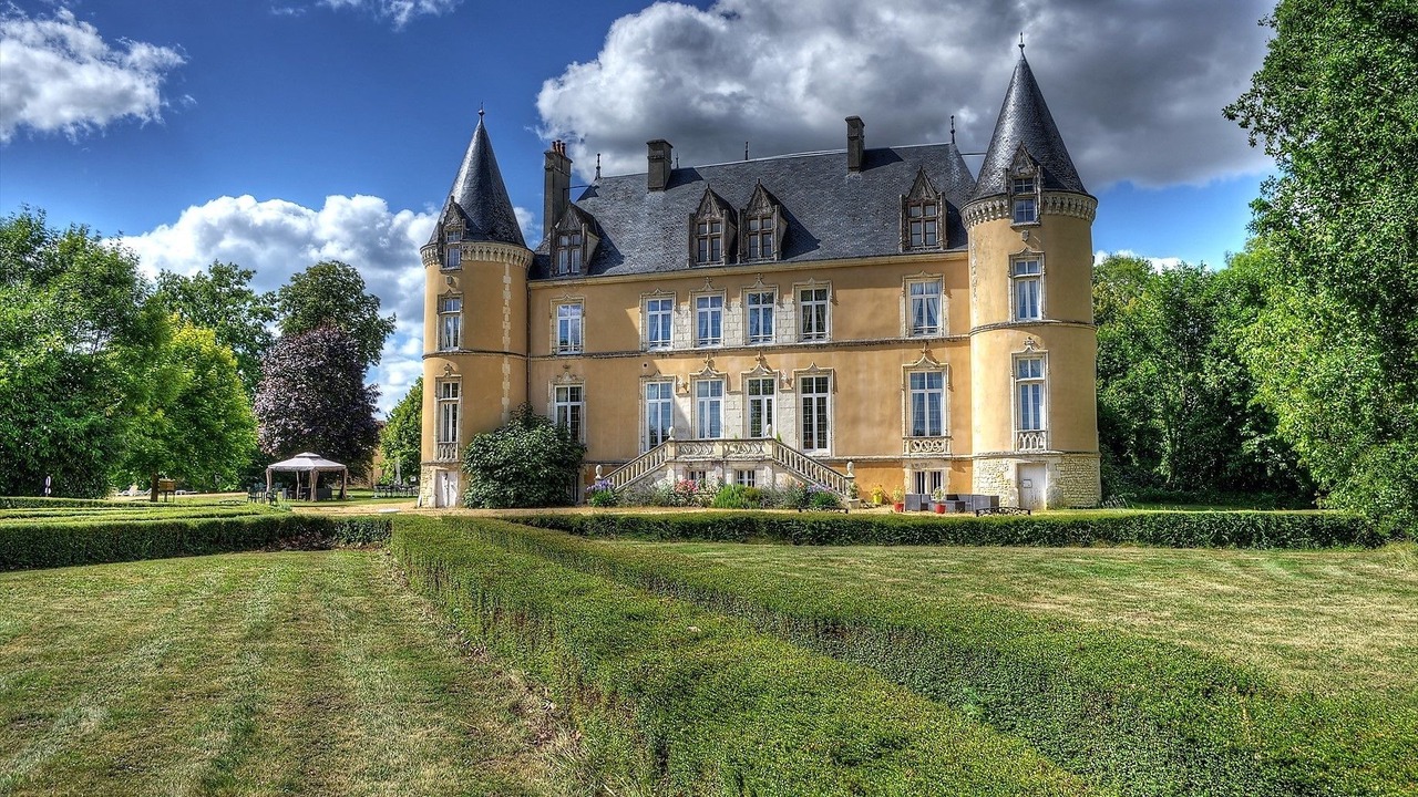 Photo of Outdoor in Saint-Denis-sur-Huisne