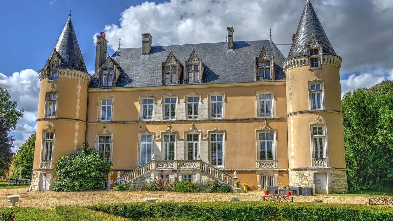 Photo of Outdoor in Saint-Denis-sur-Huisne