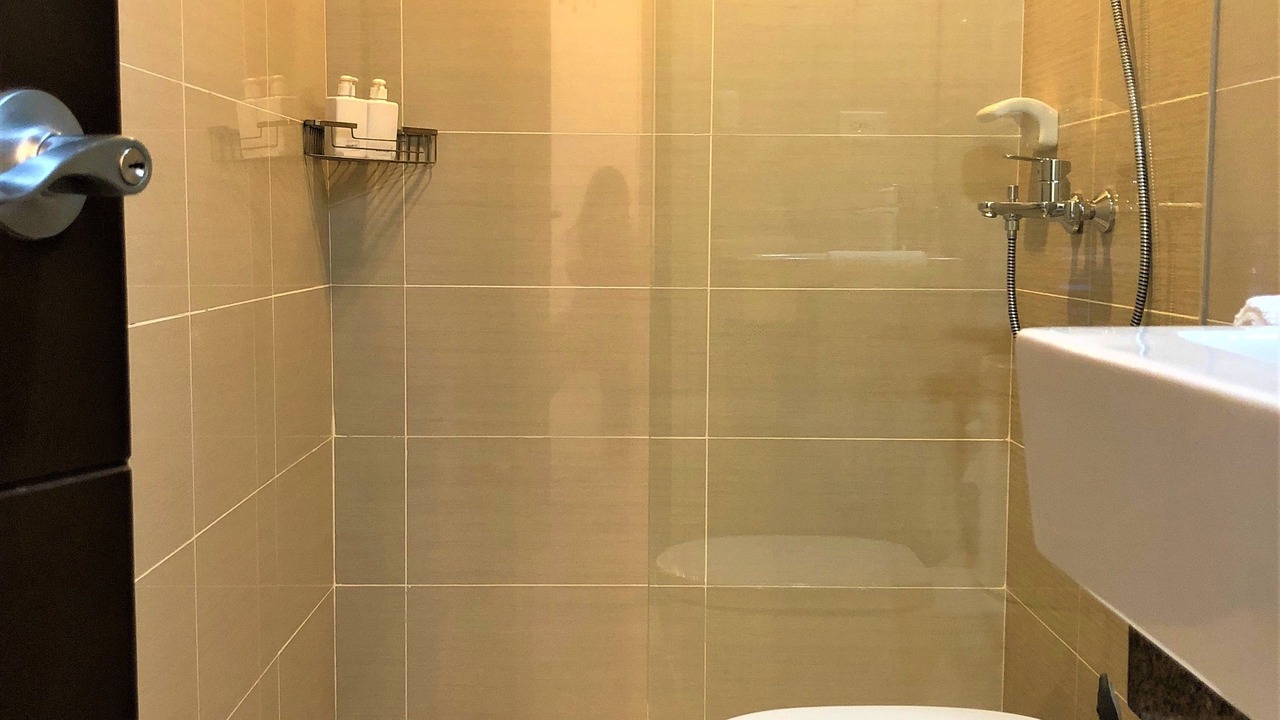 Photo of Bathroom in Salcedo Village