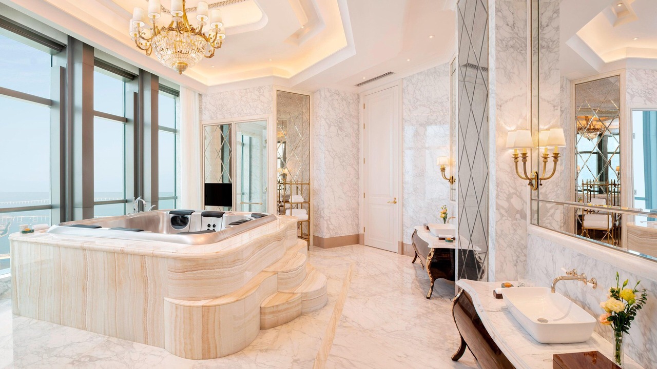 Photo of Bathroom in Xiangzhou District