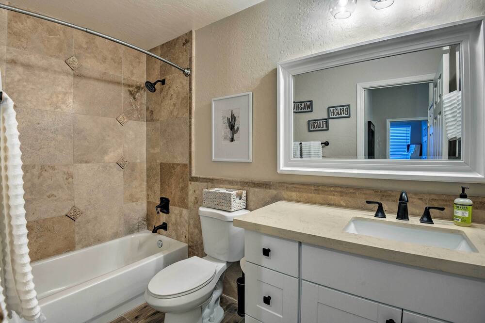 Photo of Bathroom in McDowell Mountain Ranch