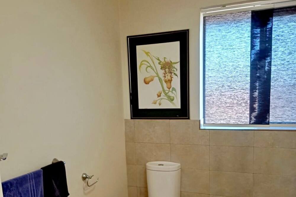 Photo of Bathroom in Inglewood
