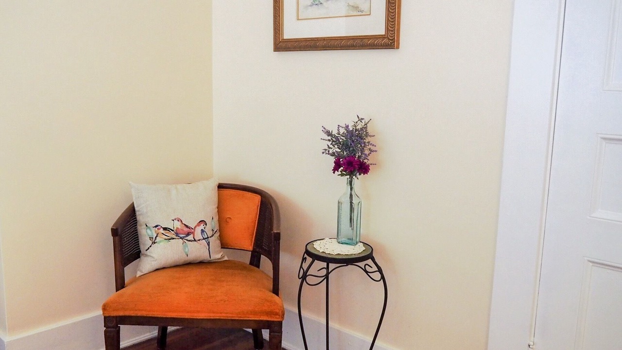Photo of Bedroom in City Center Medford