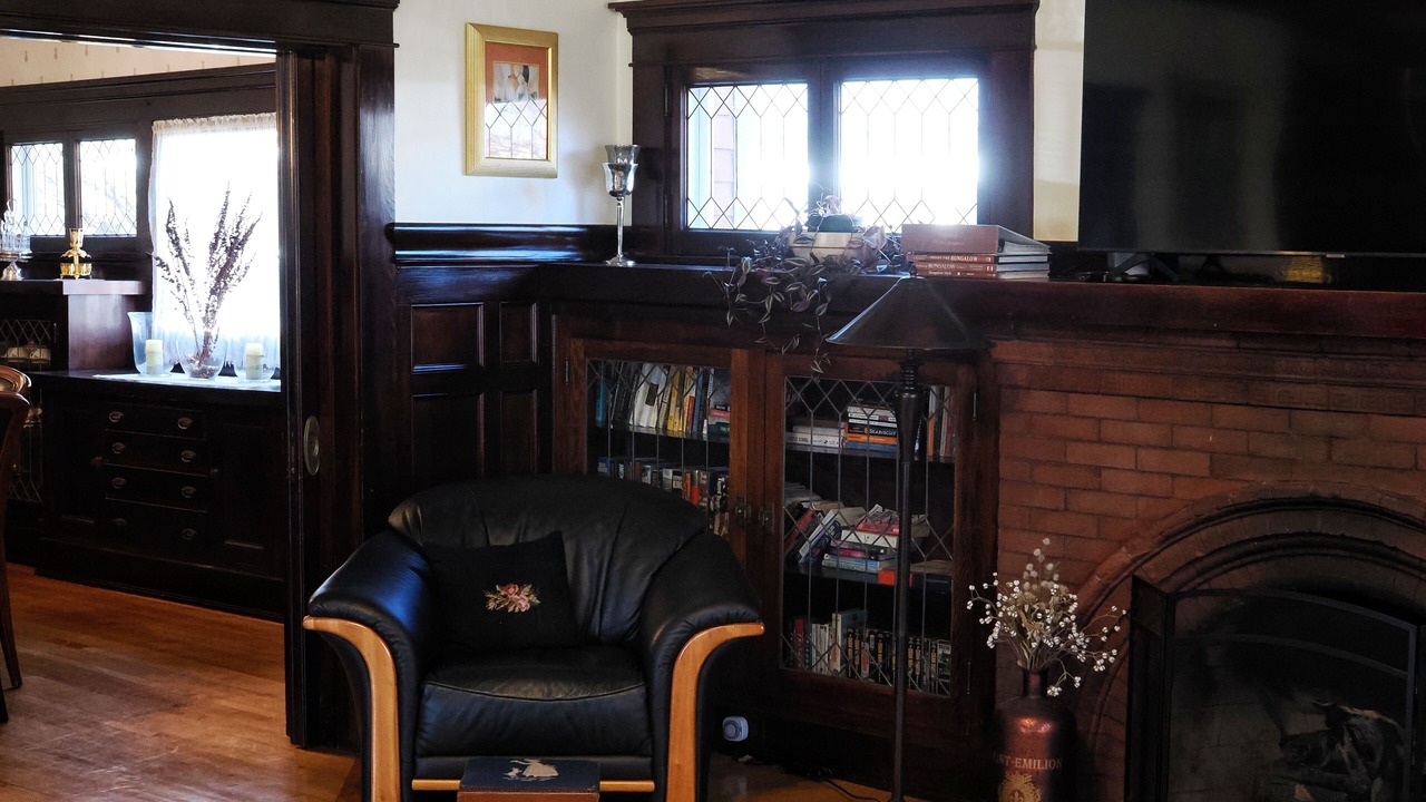Photo of Livingroom in City Center Medford
