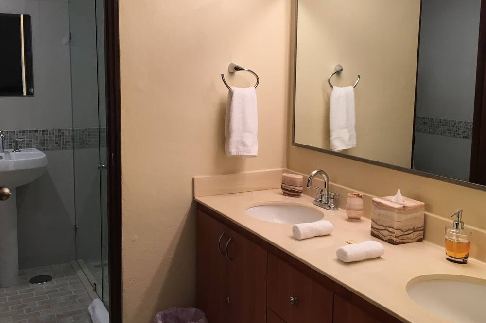 Photo of Bathroom in Candelero Abajo