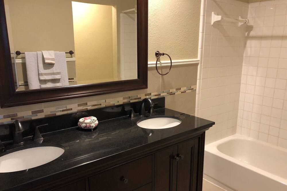 Photo of Bathroom in Coppell
