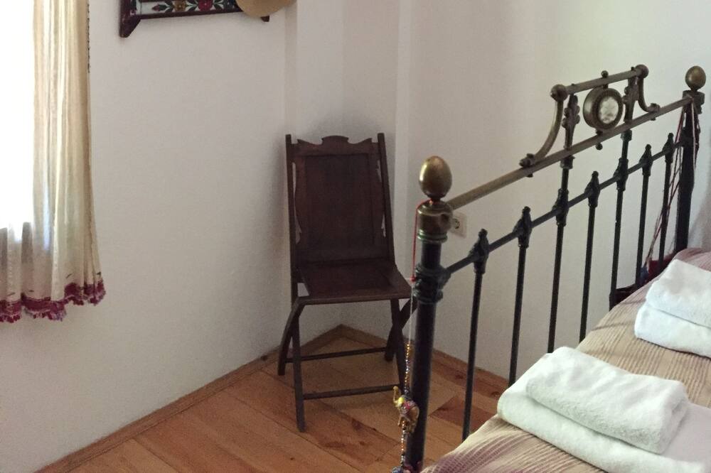 Photo of Bedroom in Selimiye