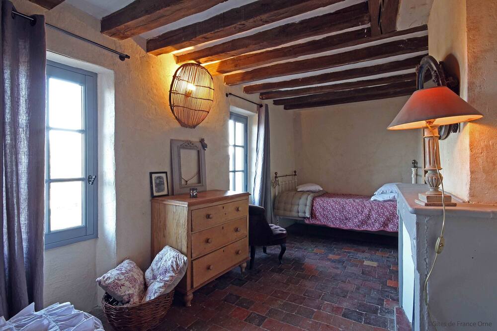 Photo of Bedroom in Belleme