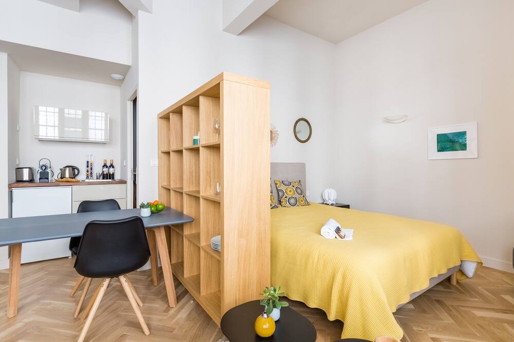 Photo of Bedroom in Hotel de Ville - Quinconces