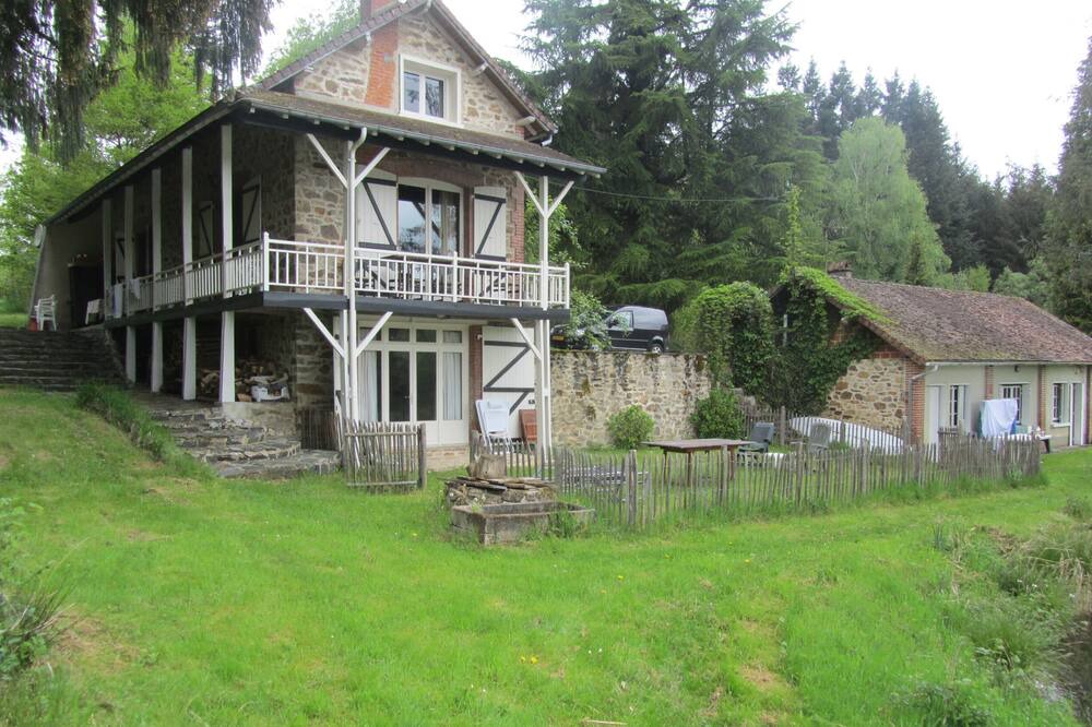 Photo of Outdoor in Ladignac le Long