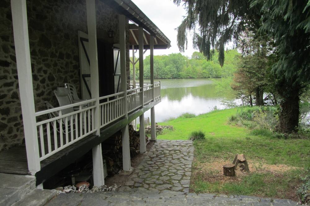 Photo of Outdoor in Ladignac le Long