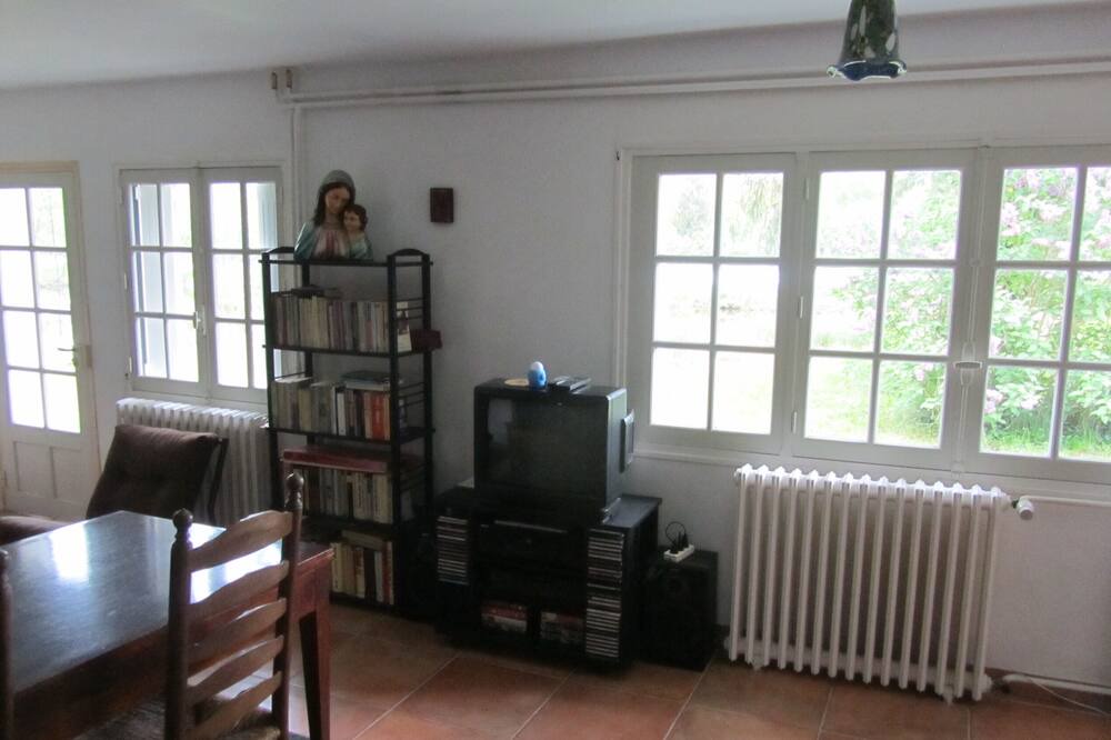 Photo of Livingroom in Ladignac le Long