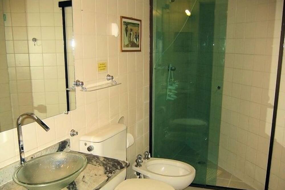 Photo of Bathroom in Feiticeira