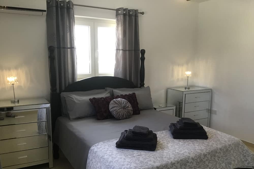 Photo of Bedroom in Stroumpi