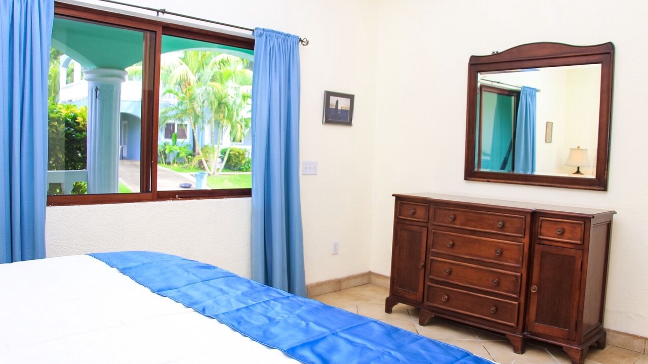 Photo of Bedroom in West End