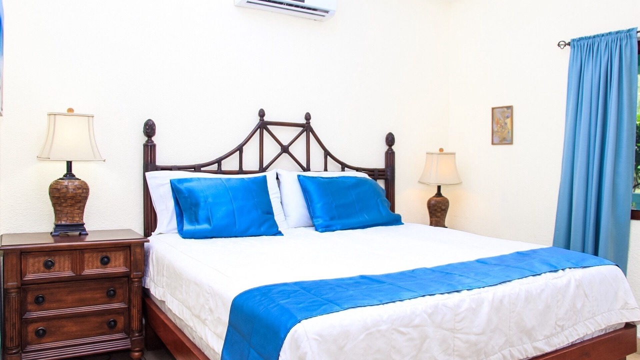 Photo of Bedroom in West End