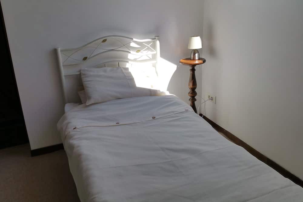 Photo of Bedroom in Saint-Nicolas-du-Pelem