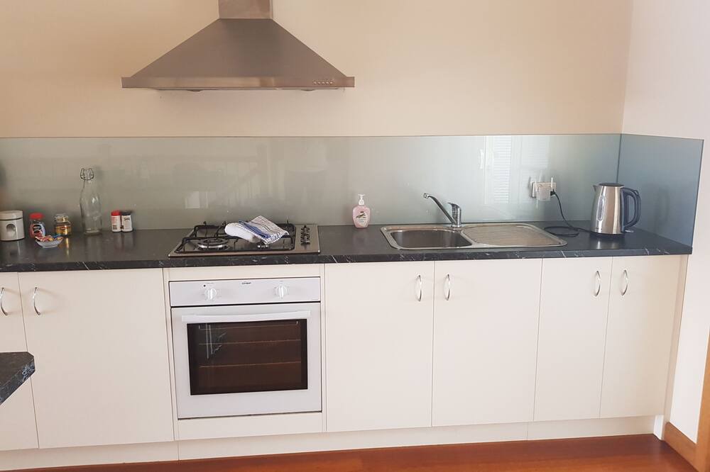 Photo of Kitchen in Largs North