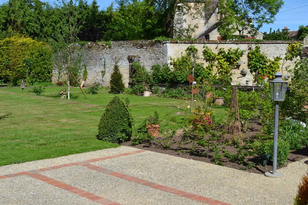 Photo of Outdoor in Falaise