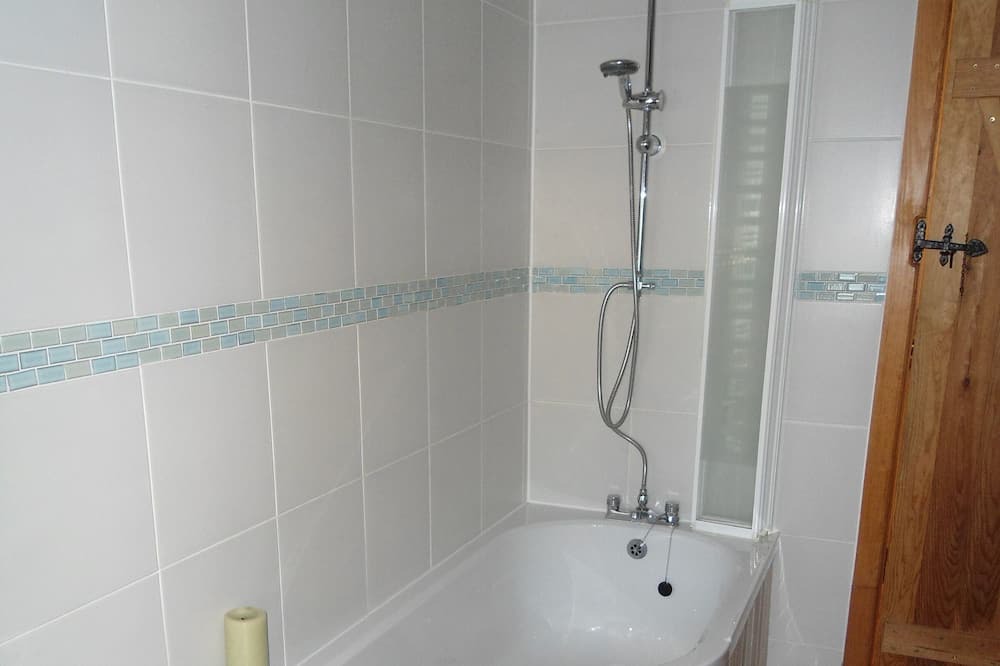 Photo of Bathroom in Plelauff
