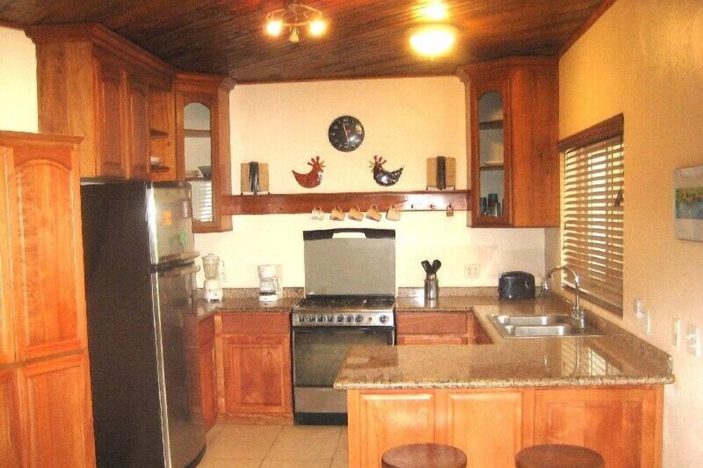 Photo of Kitchen in West End