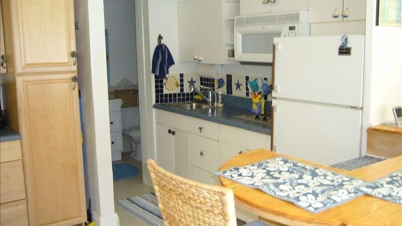 Photo of Kitchen in Great Harbour Cay