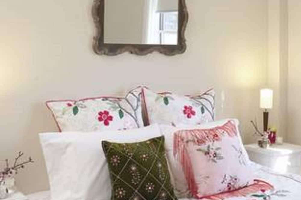 Photo of Bedroom in Scone
